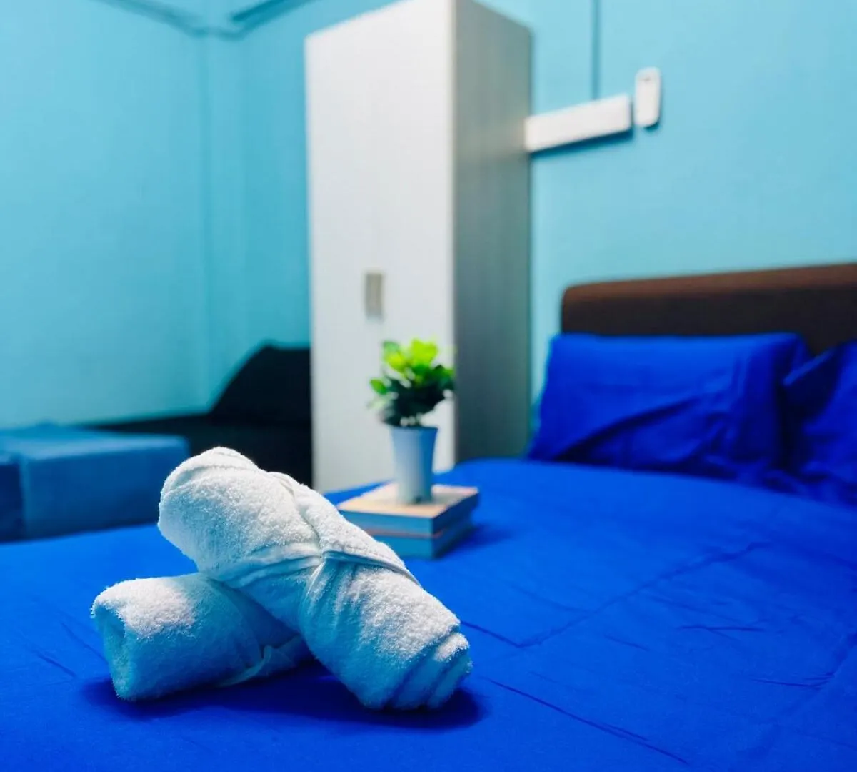 3Br 8 Pax Budget Family Stay In Penang Gelugor 0*,