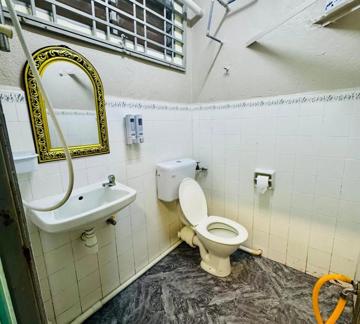 3Br 8 Pax Budget Malaysian Guest Only Family Stay In Penang غيلوغور 0*,